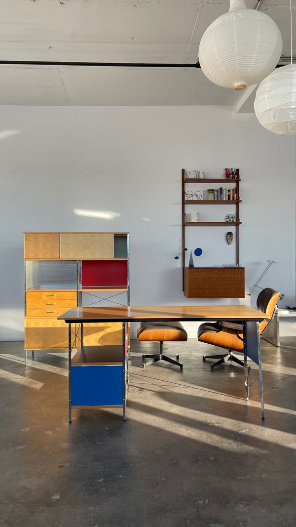 Eames Storage Unit (ESU) by Charles & Ray Eames - 4X2