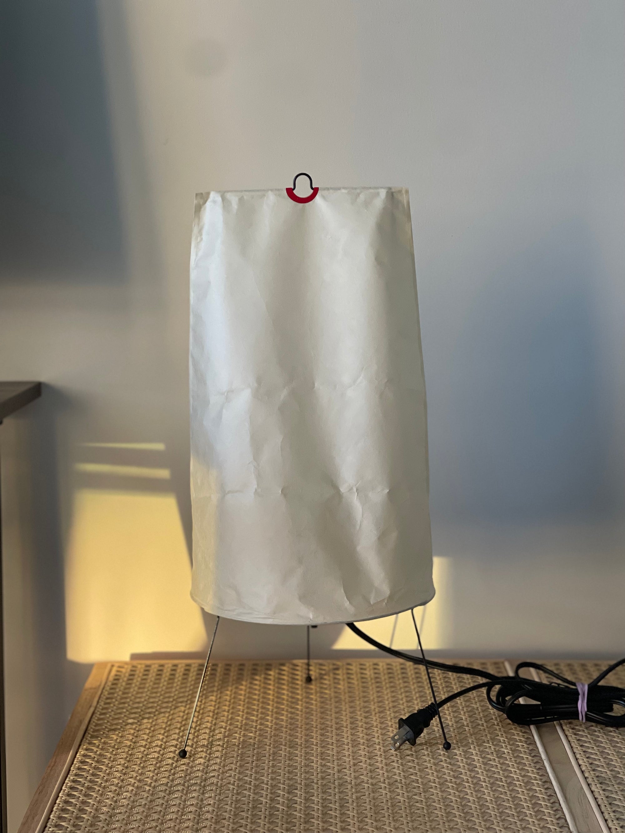 Noguchi Akari 1P Table Lamp by Isamu Noguchi