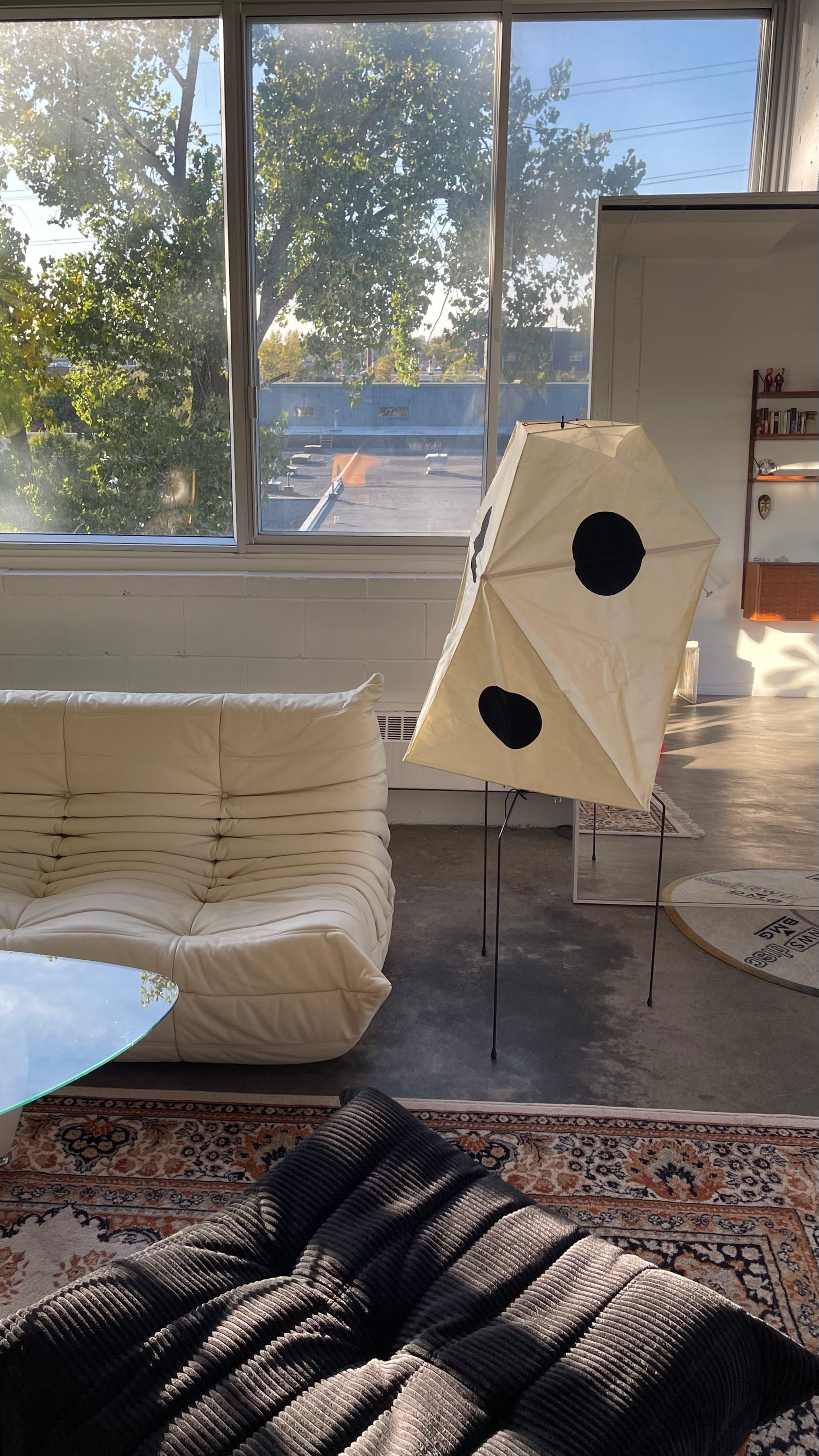 Noguchi Akari UF3-Q Floor Lamp